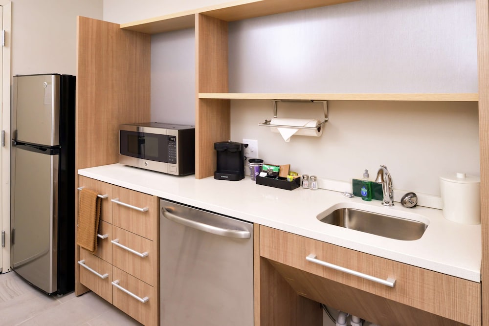 Home2 Suites by Hilton Merrillville - photo 22