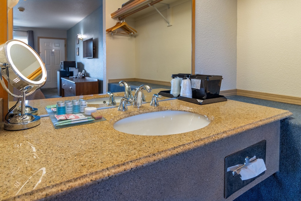 Resort City Inn Coeur d'Alene - photo 13