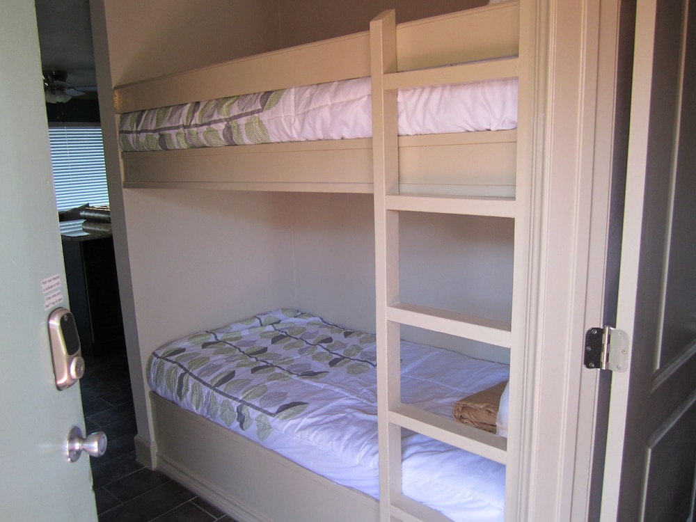 The Maravilla Resort Condo - photo 7