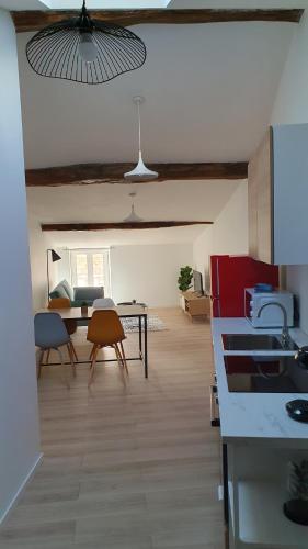 Le Central — hotel in Lagnieu