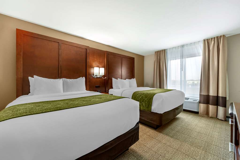 Comfort Suites Grand Island South - photo 20
