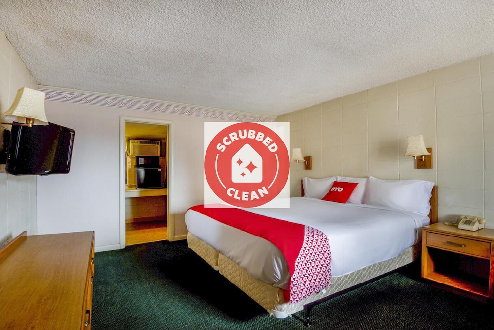 OYO Hotel Mauldin SC South Main Street - featured photo