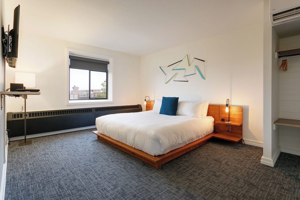 Hotel Leo - photo 13
