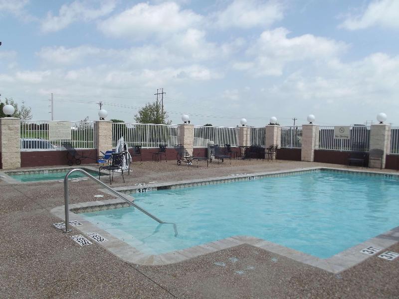 Hampton Inn & Suites Gainesville - photo 57