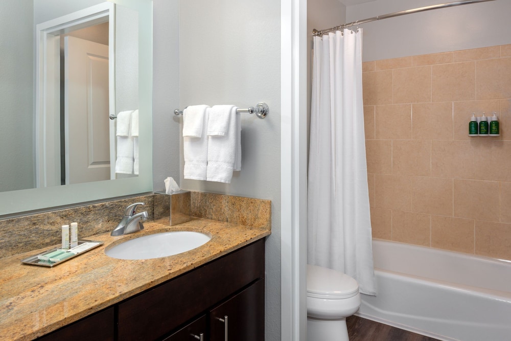 TownePlace Suites Buffalo Airport - photo 28