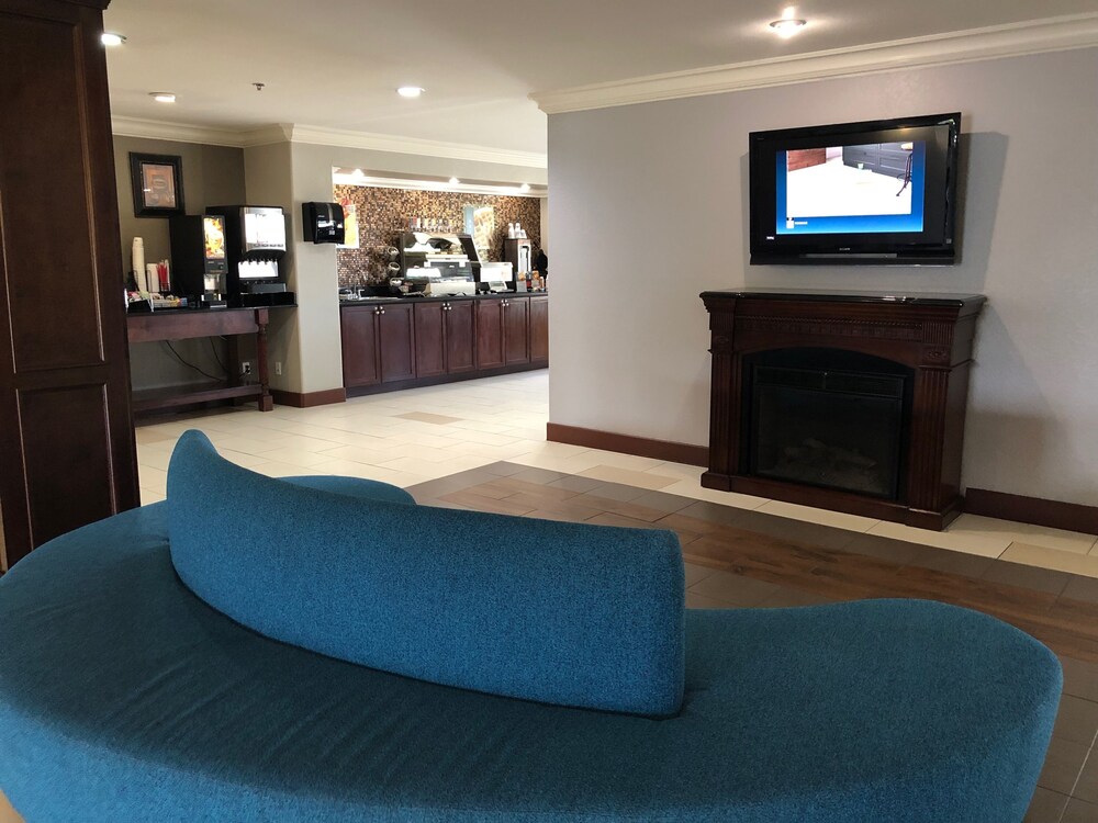 Best Western Isabelle Court - photo 2