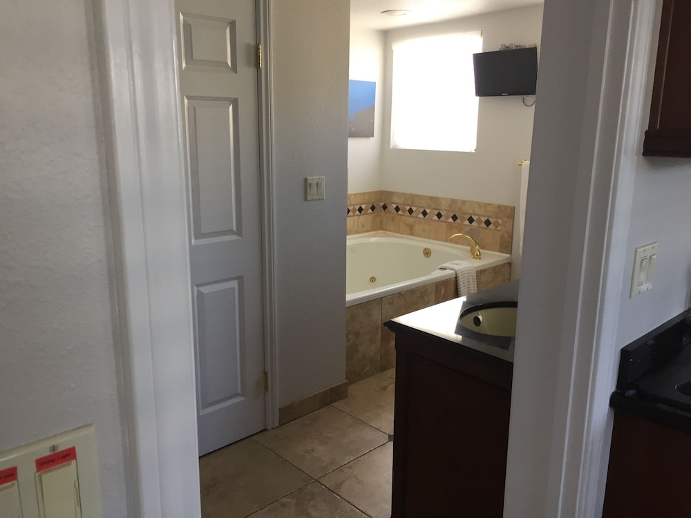 Seacrest Inn - photo 115