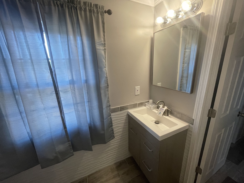 Aquastar Inn - photo 21