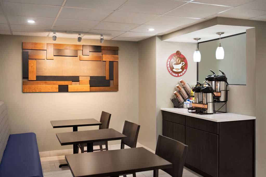 AmericInn by Wyndham Dodgeville - photo 27