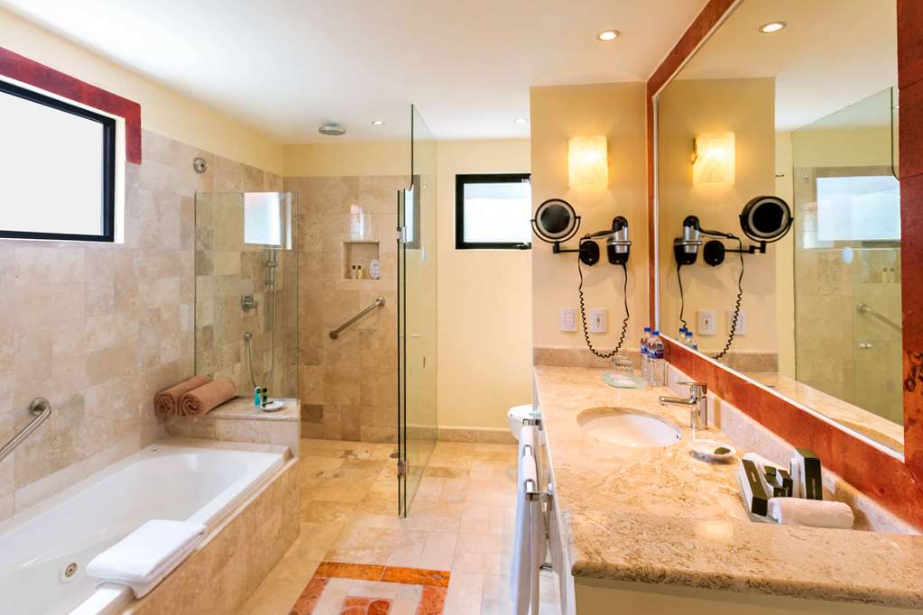 OCOZ ROOM