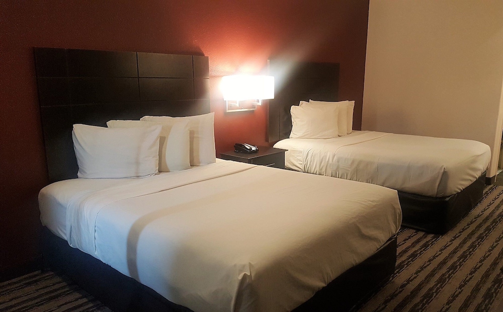 Red Roof Inn & Suites Houston Humble IAH Airport - photo 6