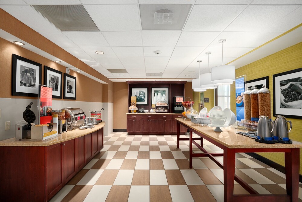 Hampton Inn By Hilton Sheridan - photo 30