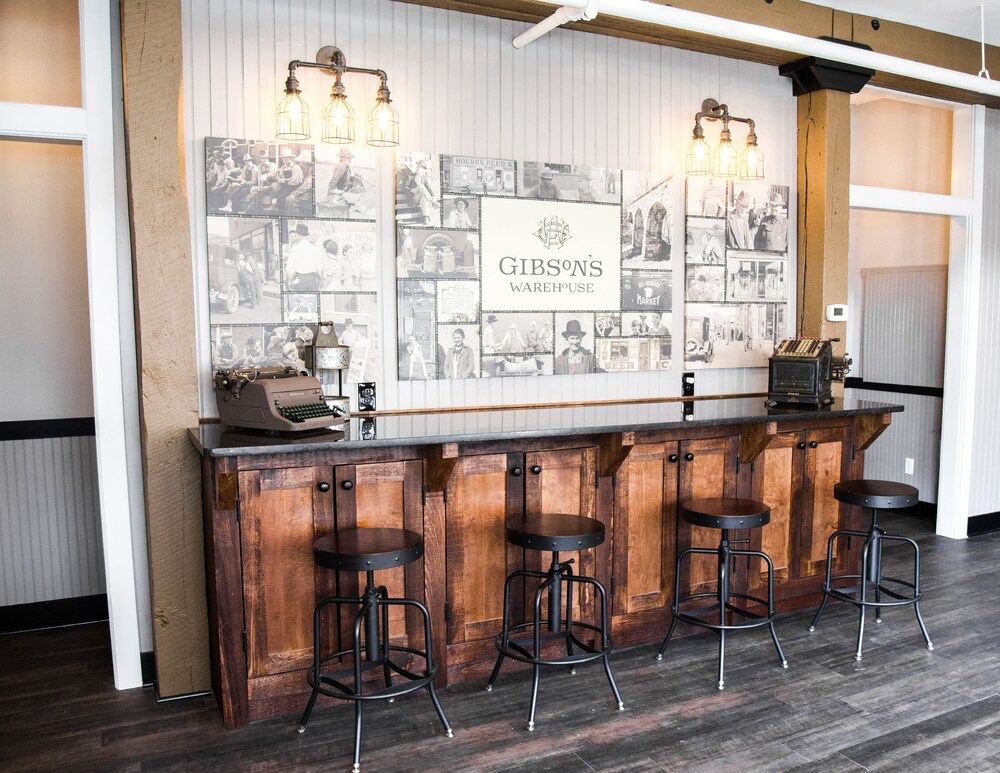 Gibson's Warehouse - photo 3