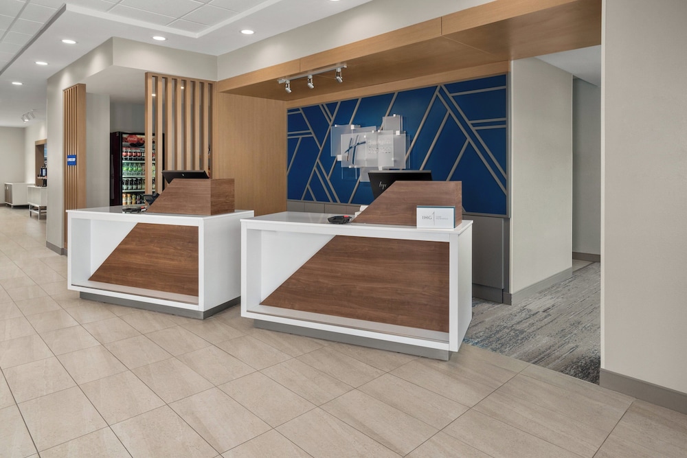 Holiday Inn Express Hattiesburg West Univ Area by IHG - photo 2
