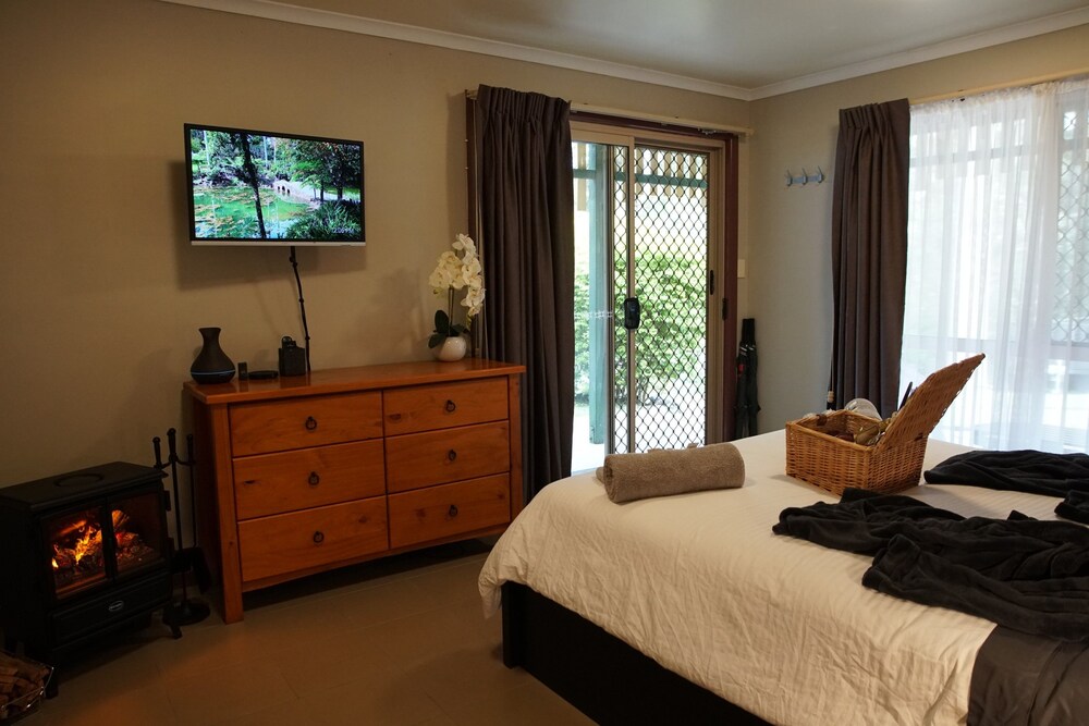 Tamborine Tranquility — Tamborine Mountain — photo 3
