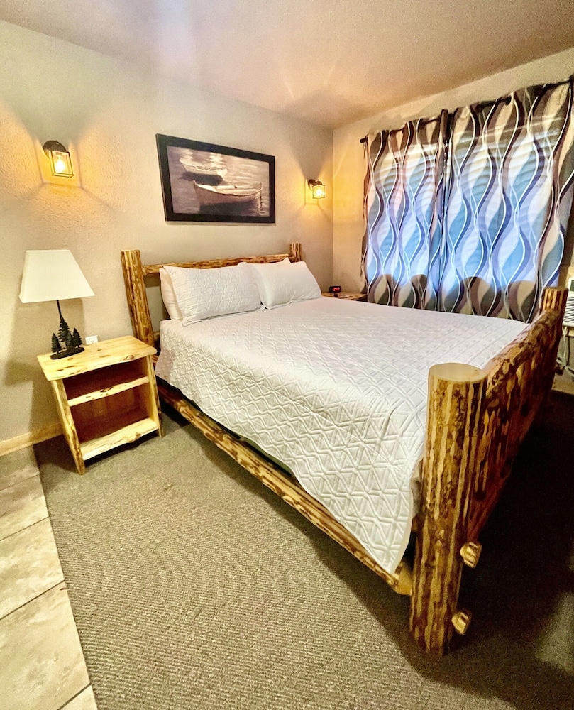 Carriage House Inn - photo 11