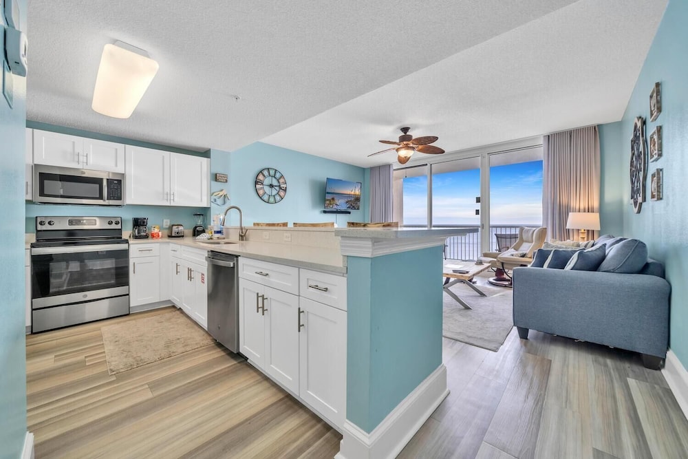 Majestic Beach Towers 1 1710 - photo 4