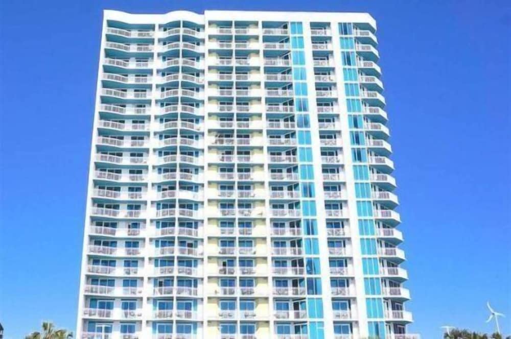 Towers On The Grove Condo - photo 20