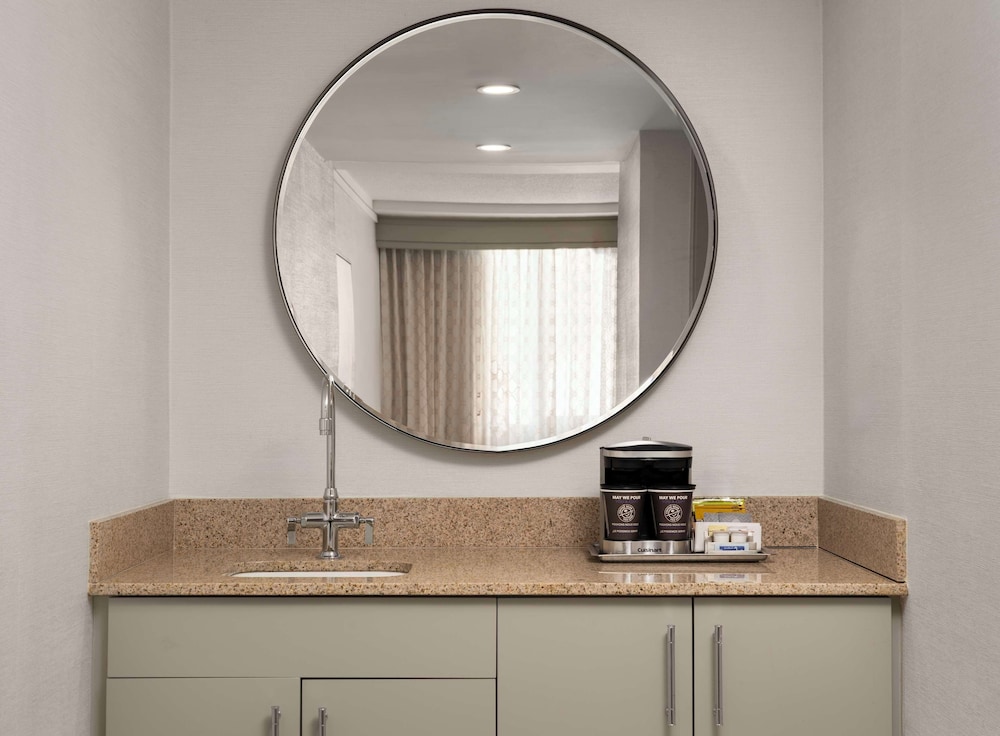 DoubleTree by Hilton Hartford Downtown - photo 18