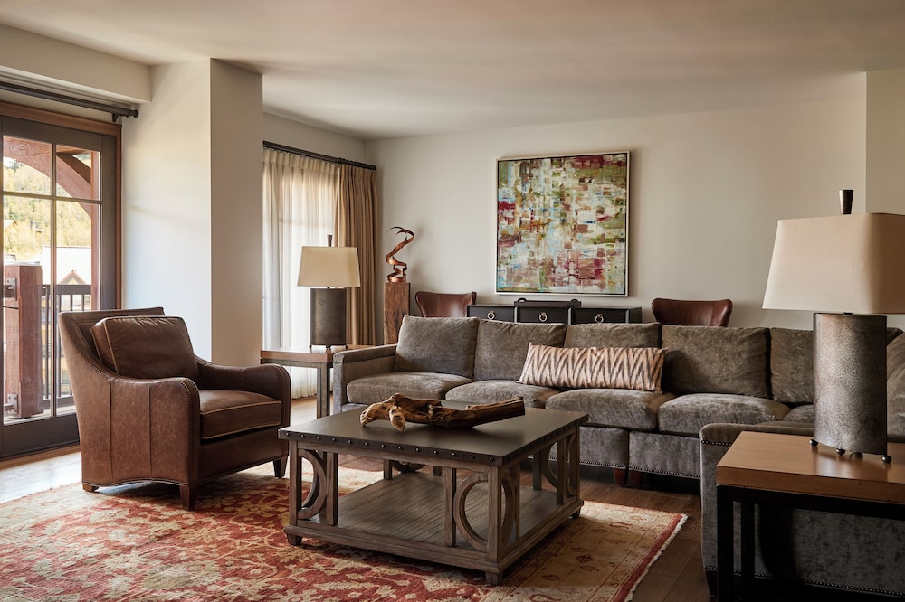 Madeline Hotel & Residences Auberge Collection - photo 117