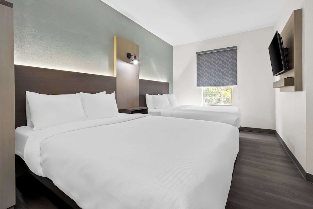 MainStay Suites Columbia Harbison - photo 14