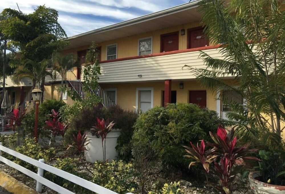 Family Inn - photo 24