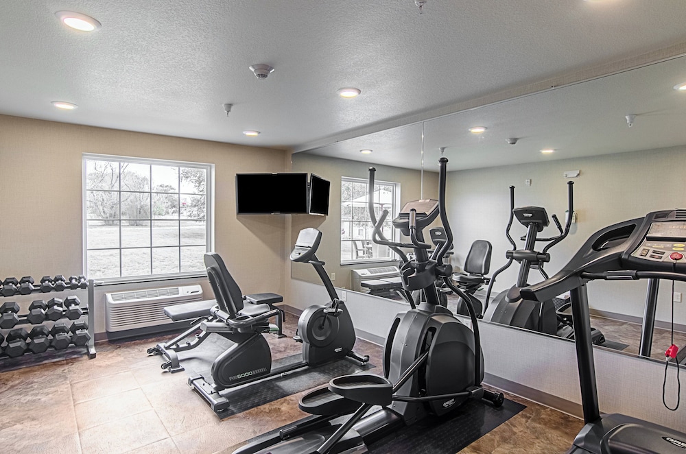 Cobblestone Inn & Suites Guernsey - photo 16