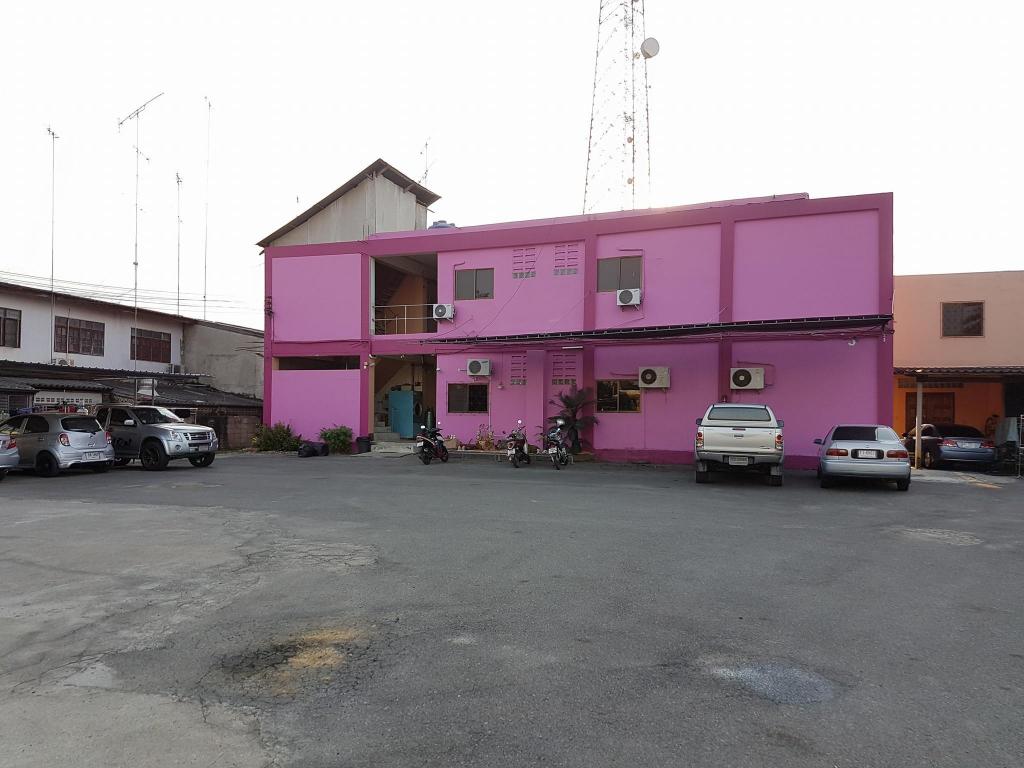 Charinsup Hotel in Ratchaburi, Thailand