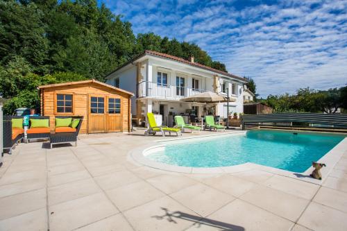 Chez Michel Et Fabienne in Sarlat-La-Caneda, France