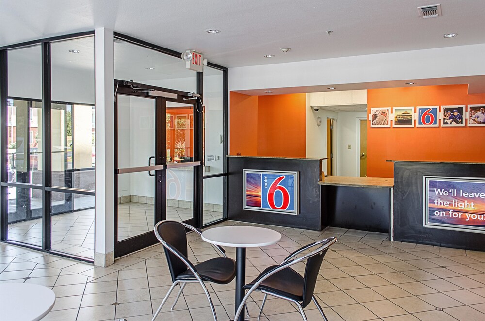 Motel 6 Biloxi MS Ocean Springs - photo 2