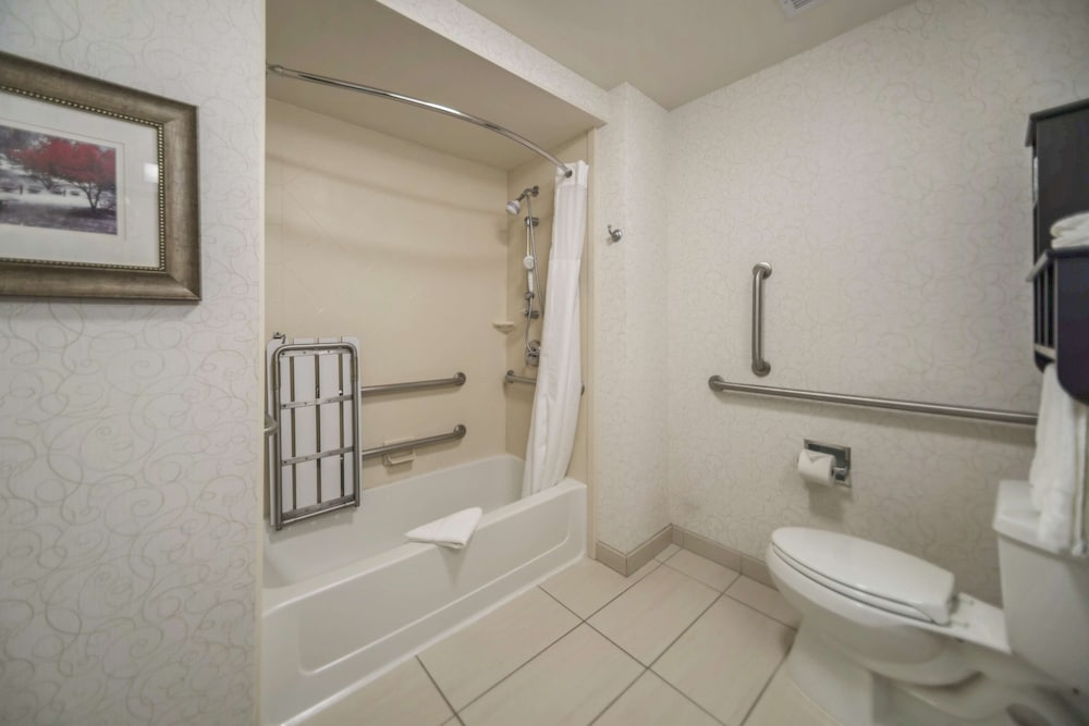 Hampton Inn & Suites Tulsa Catoosa - photo 28