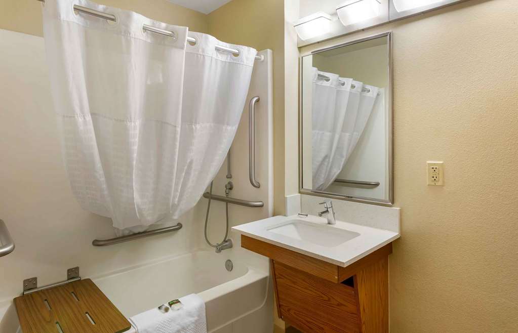 Extended Stay America Select Suites Kansas City Stadium - photo 44