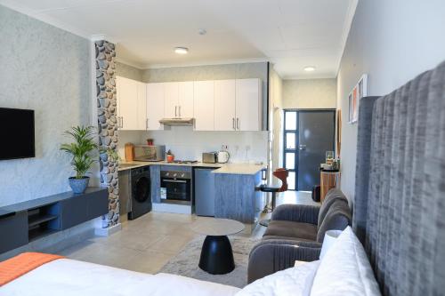 Sarona City Alpha Apartment L303 — 4-Star Luxury Hotel in Gaborone, Botswana