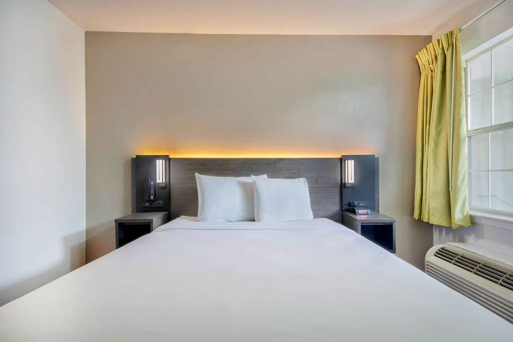 Studio 6 Extended Stay San Antonio TX Medical Center - photo 8