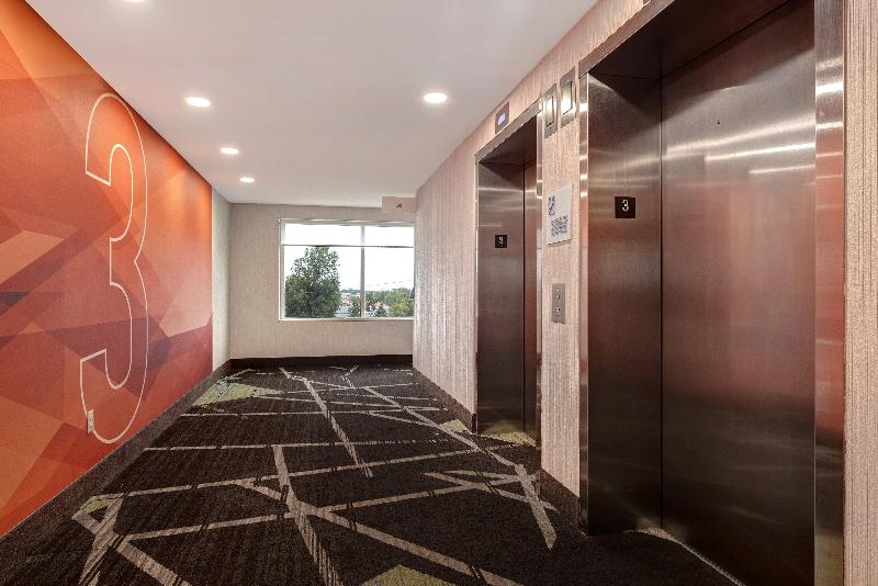 Holiday Inn Express & Suites Grand Rapids South Wyoming by IHG - photo 4