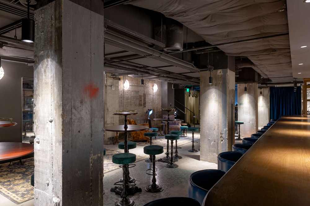 Hotel Fort Des Moines Curio Collection by Hilton - photo 100