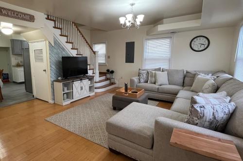 Chelsea Cabana Close to Tropicana & Boardwalk in Atlantic City, United States