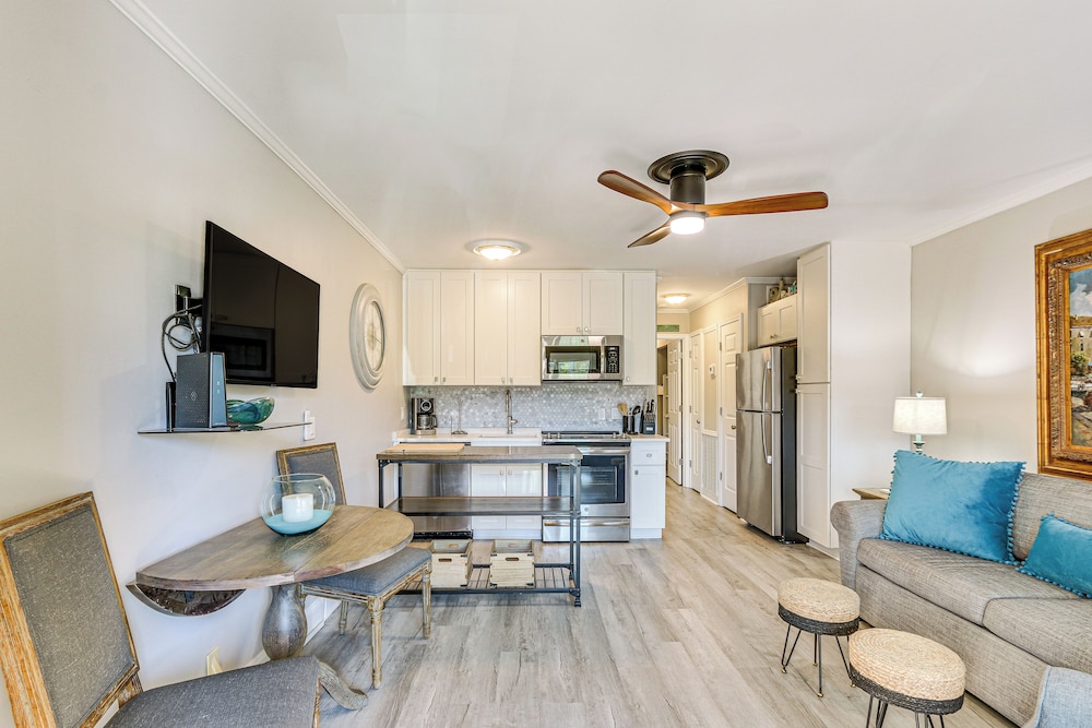Pool Tennis & Gym: Resort Condo in Hilton Head - photo 7
