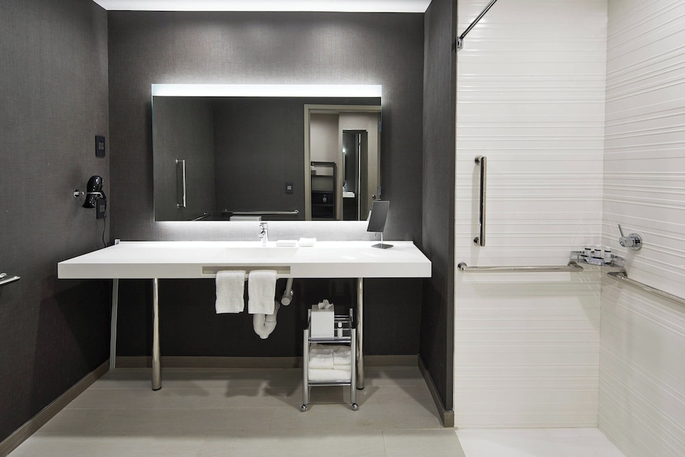 AC Hotel by Marriott Tuscaloosa Downtown - photo 20