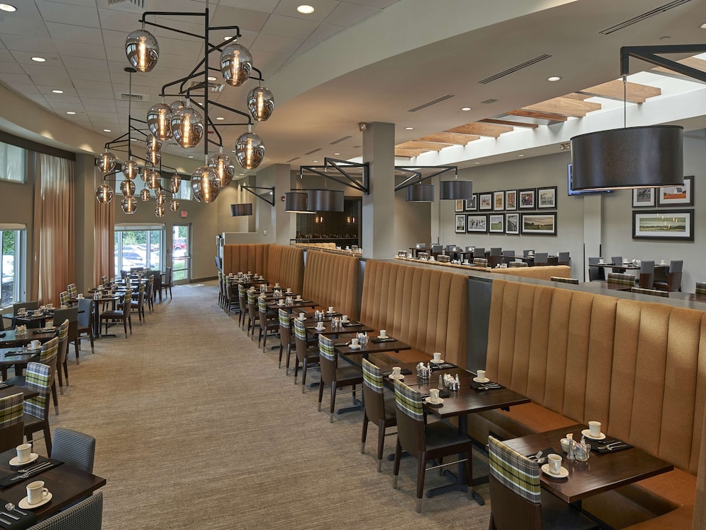 Hilton Cincinnati Airport - photo 30