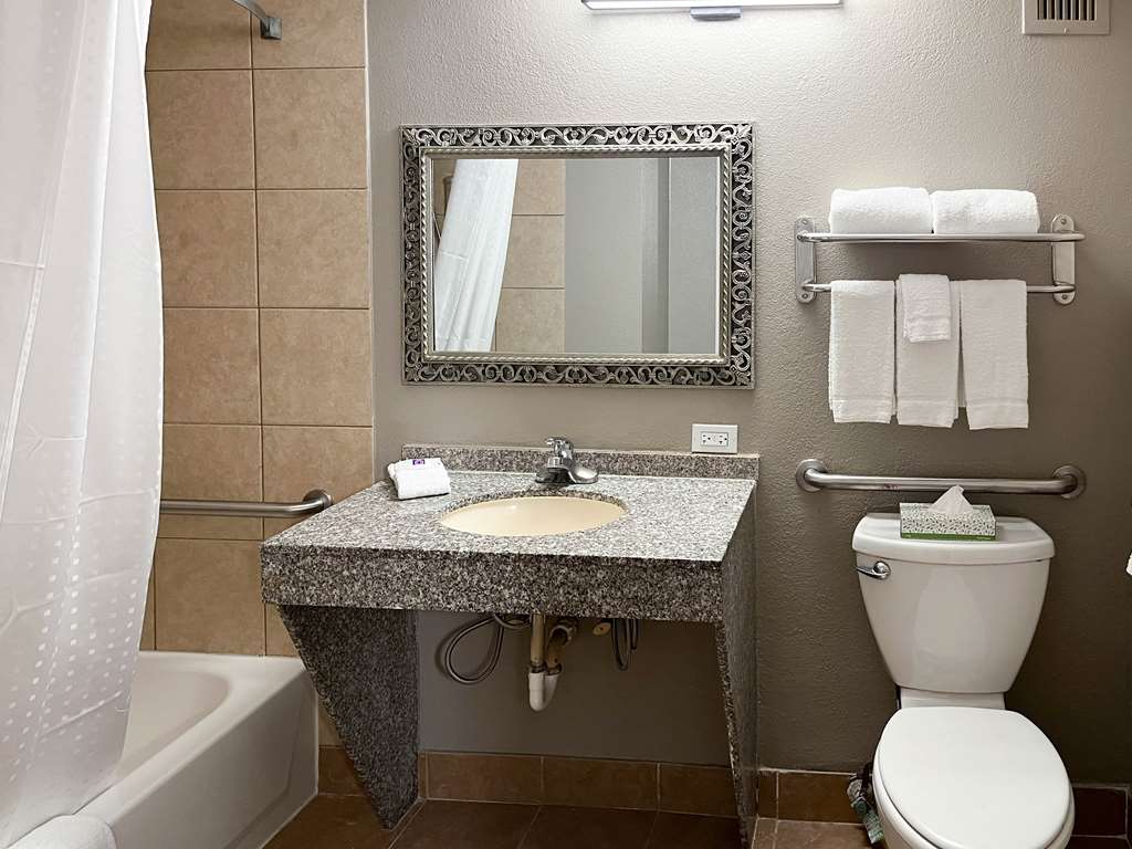 Motel 6 Nacogdoches TX SFA University - photo 15