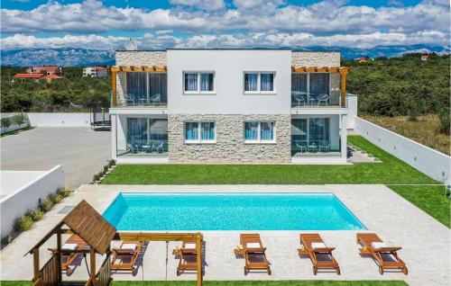 Gorgeous Home In Vrsi — 5-Star Luxury Hotel in Vrsi, Croatia