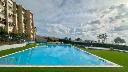 Jacuzzi & Sunset by the Sea — 4-Star Luxury Hotel in Nahariyya, Israel