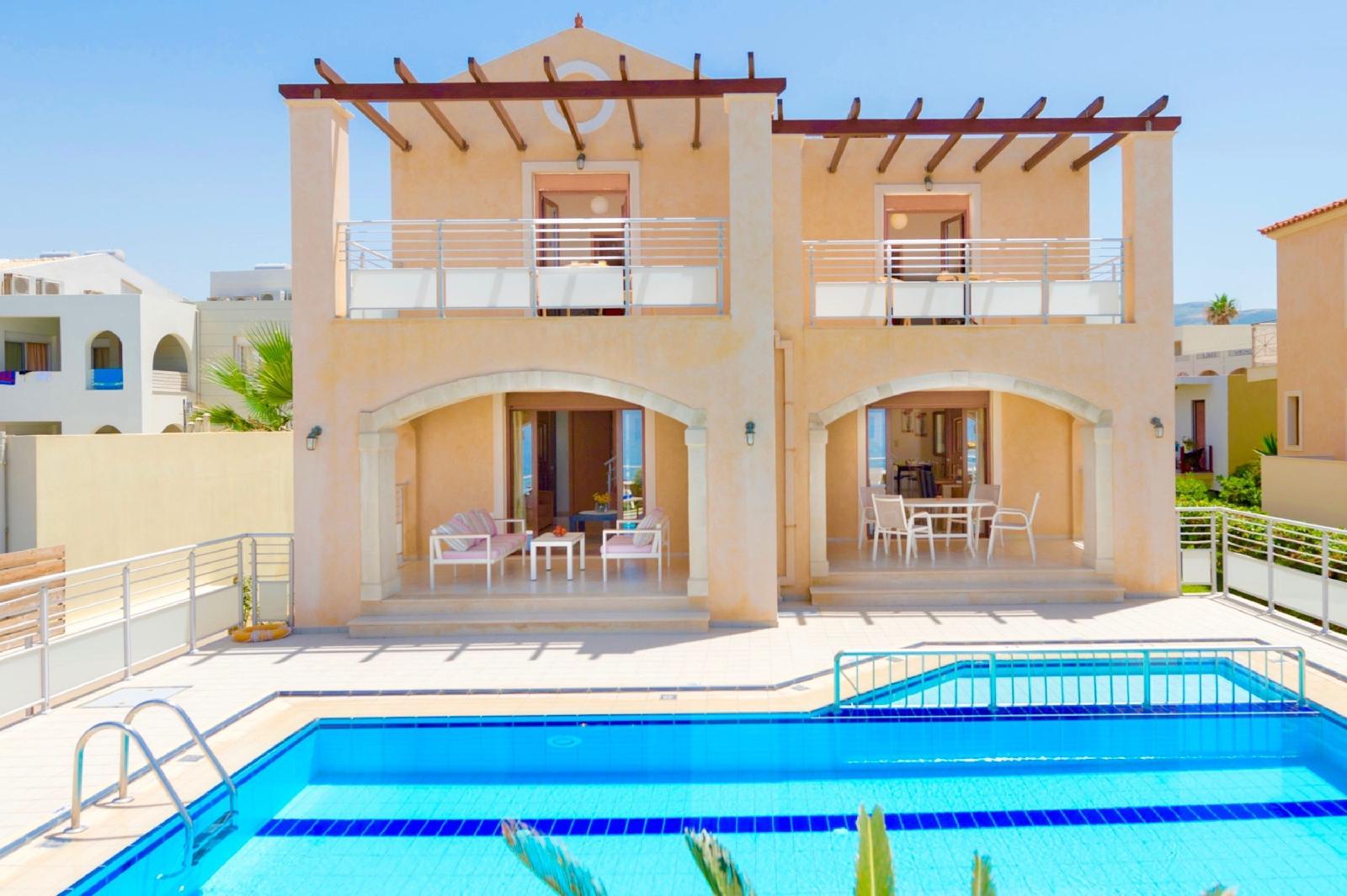 Villa Avra — 4-Star Luxury Hotel in Rethymno, Greece