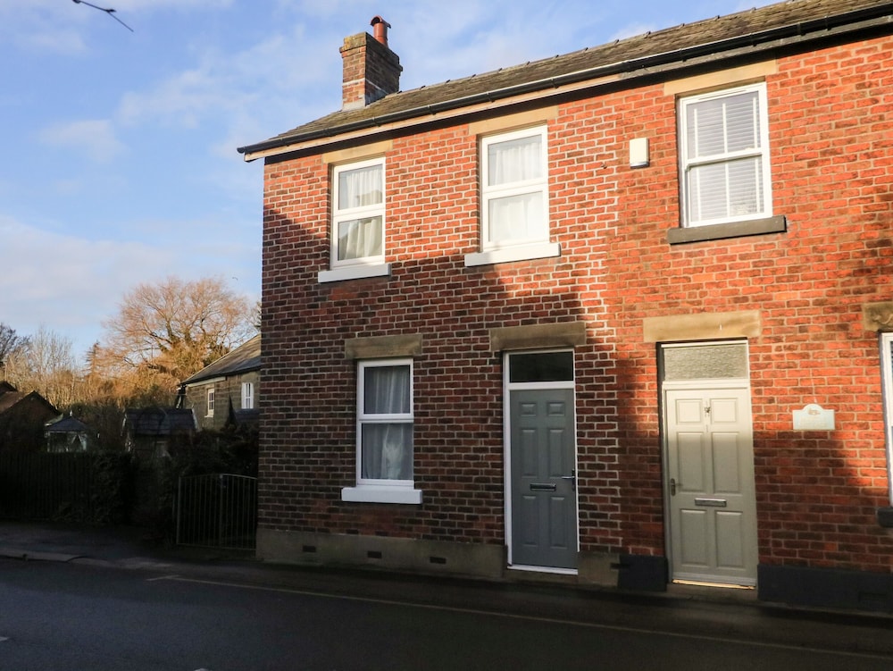 Myrtle Cottage — 4-Star Luxury Hotel in Preston, United Kingdom