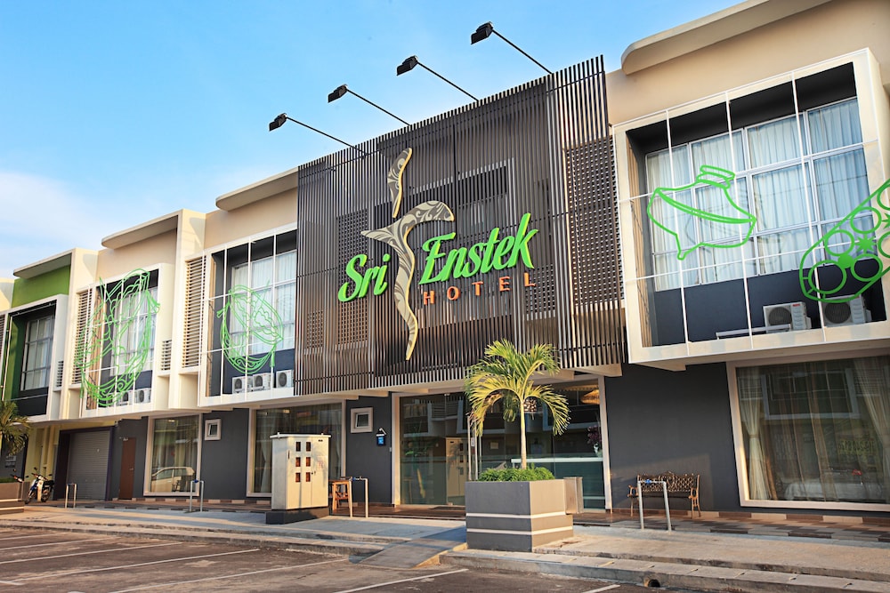 Sri Enstek Hotel in Sepang, Malaysia