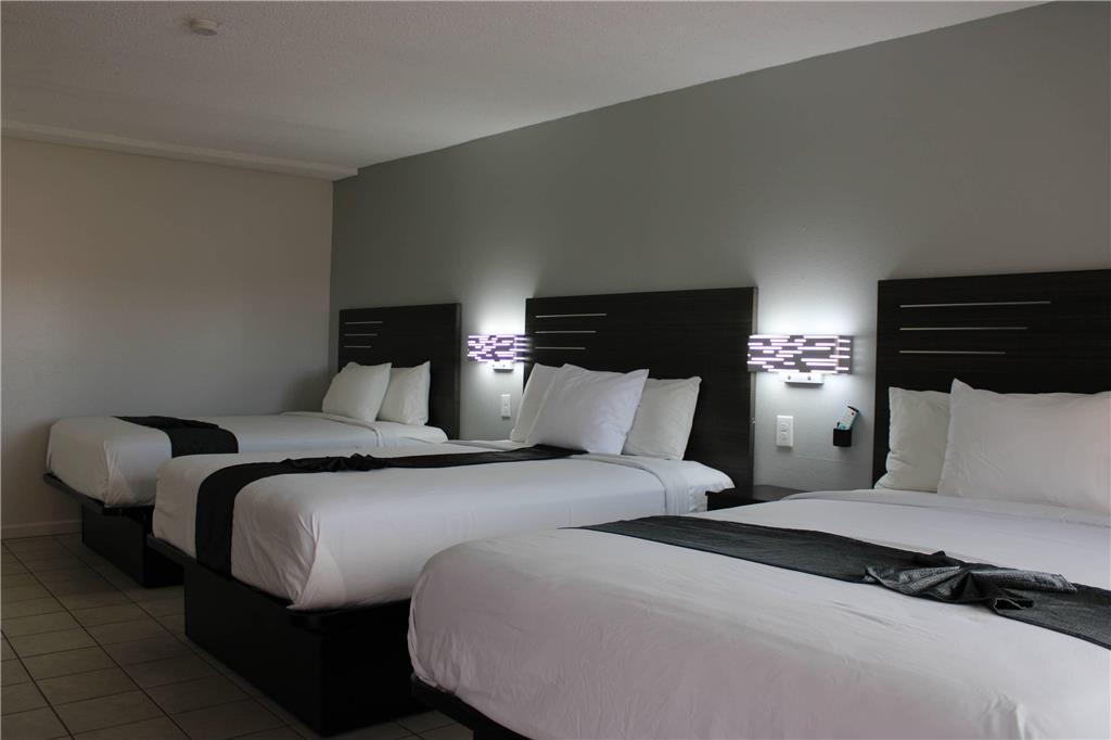 Rodeway Inn Yuma Downtown - photo 13