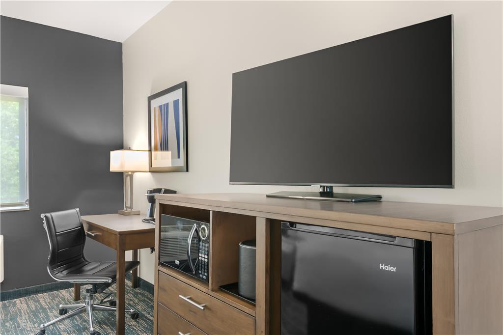 Best Western Plus Washington Hotel - photo 24