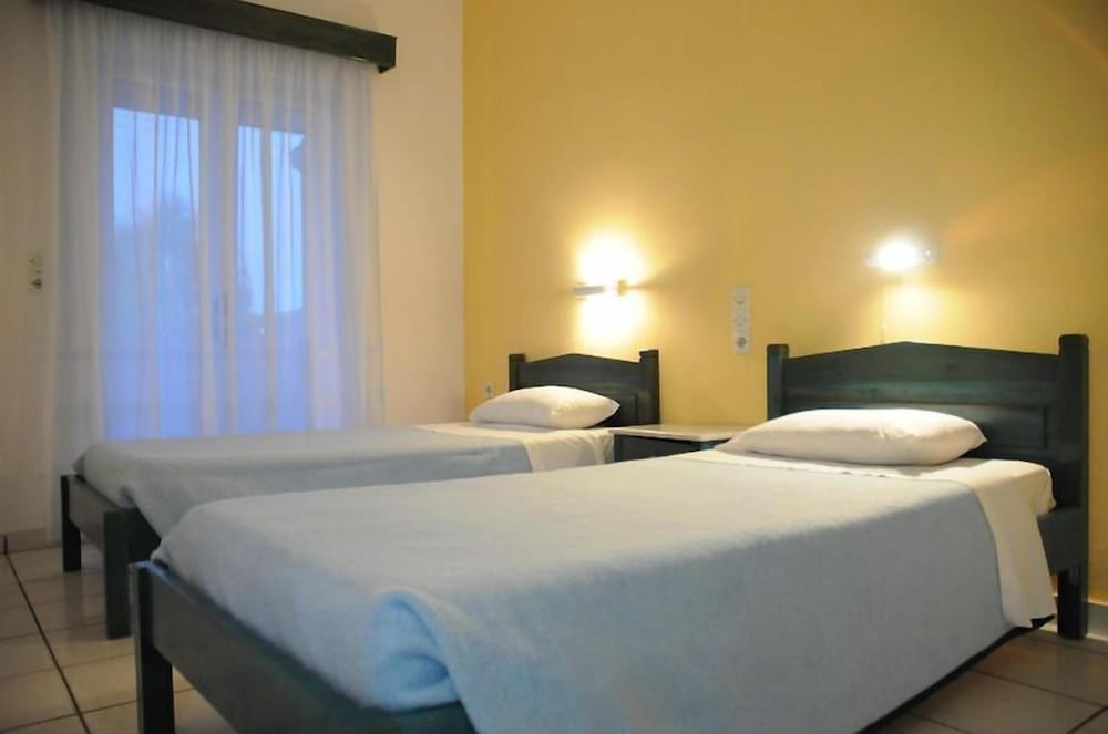 Eriva Hotel — Acharavi — photo 3