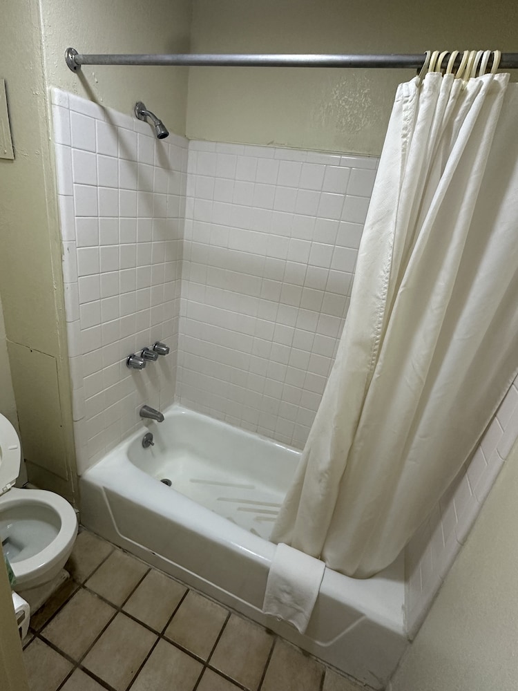 Best Inn - photo 10